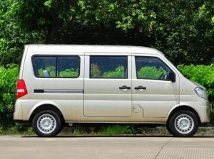  面包車 