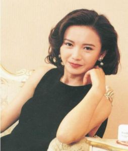 曾華倩