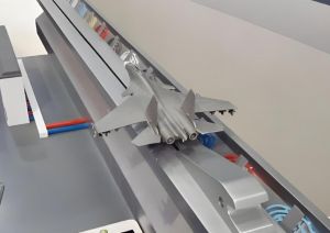 電磁彈射器